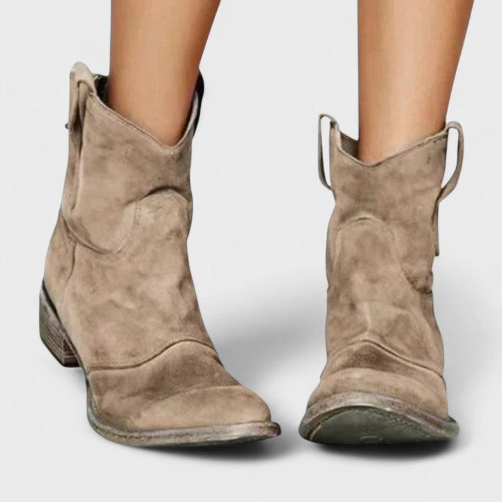Carlotta | Elegant Western Ankle Boots