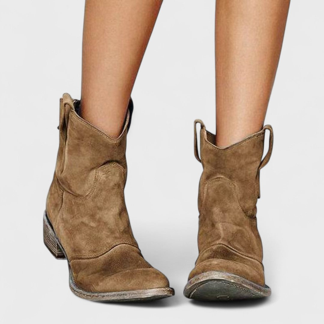 Carlotta | Elegant Western Ankle Boots