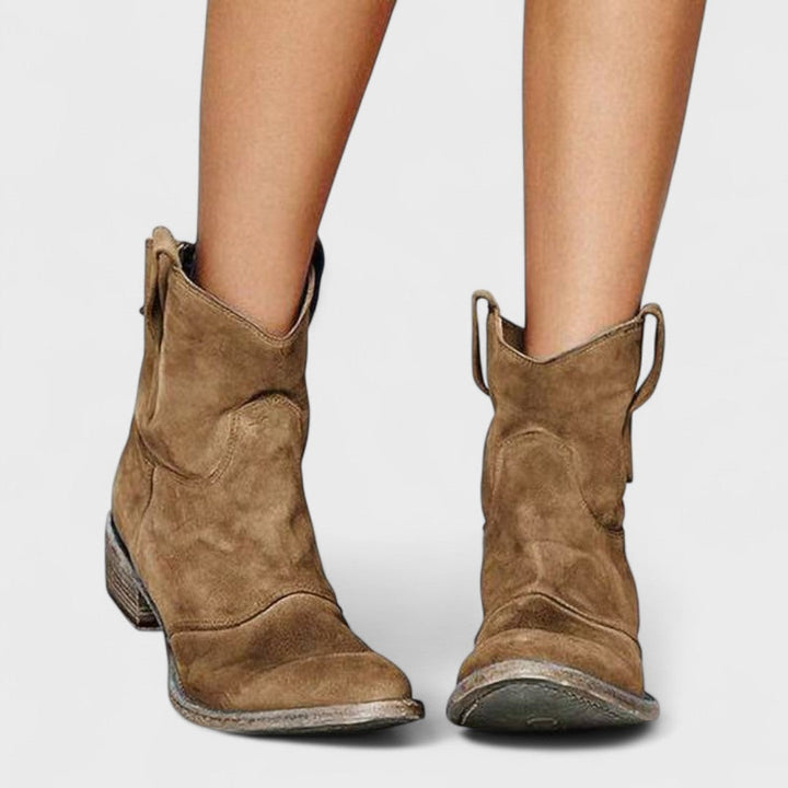 Carlotta | Elegant Western Ankle Boots