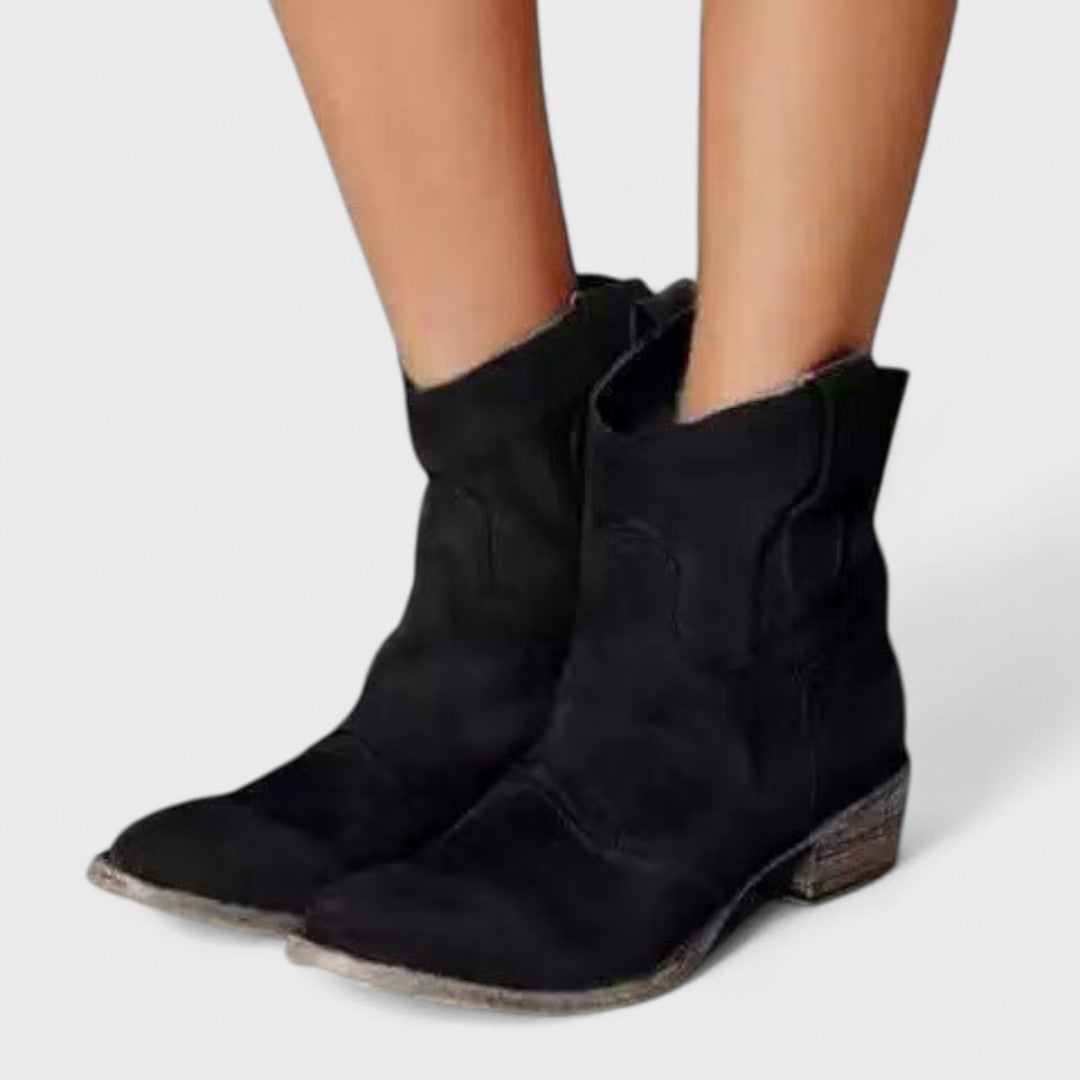 Carlotta | Elegant Western Ankle Boots